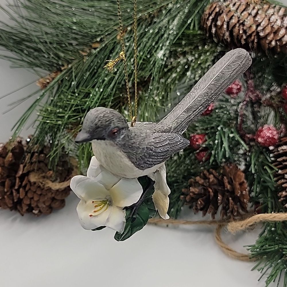 Danbury Mint Christmas Songbird Ornament Mockingbird Retired